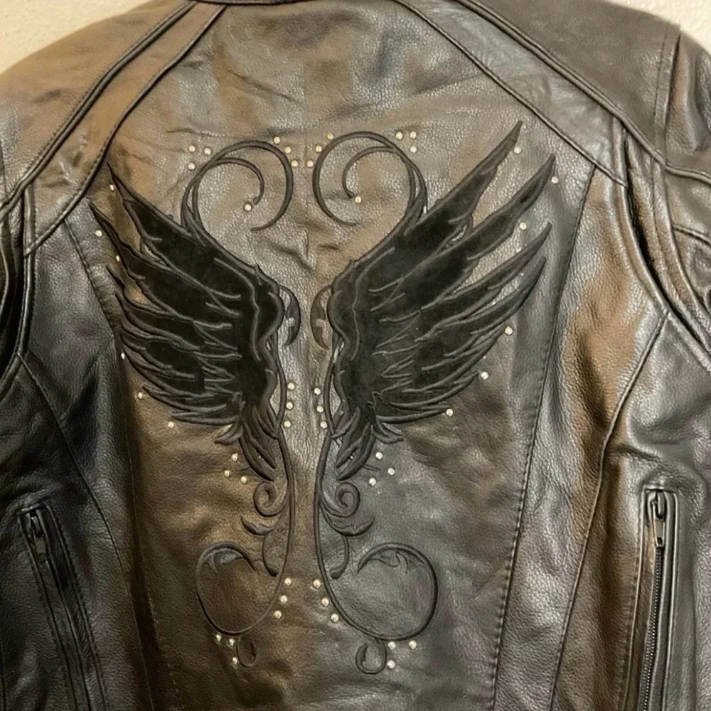 Women’s Black Leather Jacket with Wing Small Motorcycle - Picture 2 of 12